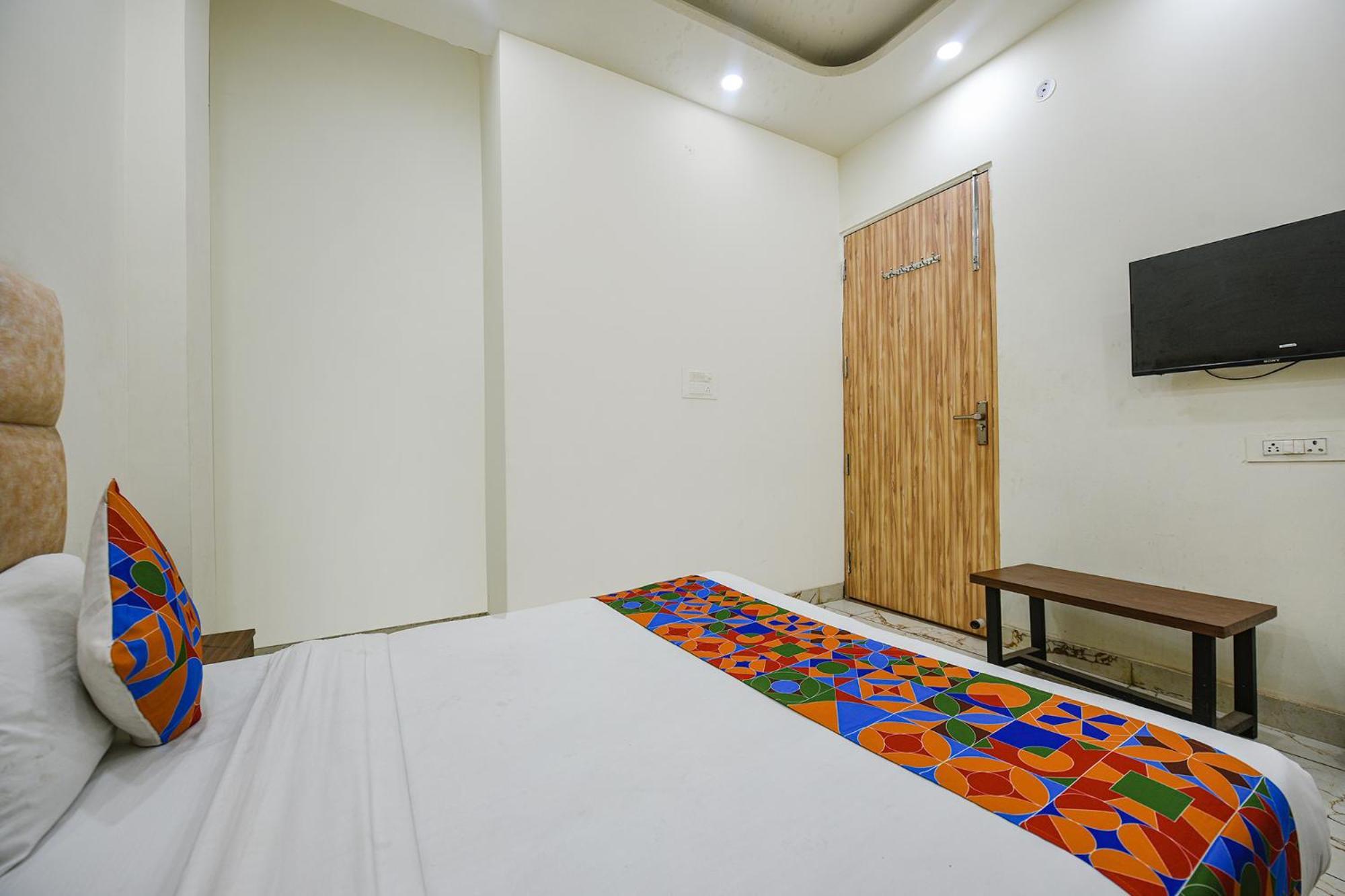 Fabexpress Divya Villa New Delhi Exteriör bild